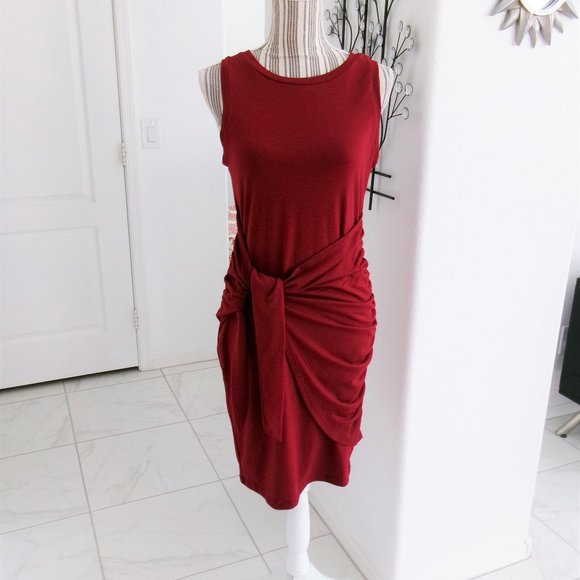 Lillusoxy Dresses & Skirts - Lillusoxy Stretchy Burgundy Wine Sleeveless Front Tie Ruched Wrap Dress M